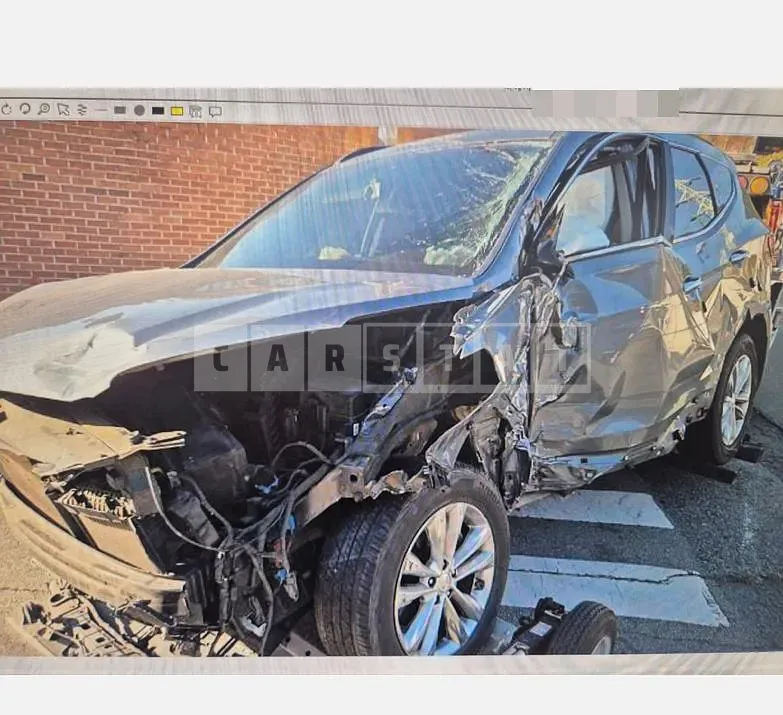 Photo 3 of 3: 2018 Hyundai Santa Fe DM Diesel — Korean insurance auction