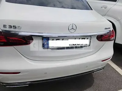 Photo 1 of 8: 2022 Mercedes-Benz E 350 4Matic — Korean insurance auction