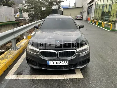 Photo 1 of 50: 2020 BMW 530i M Sport Package, VIN WBAJR5105LWW73970 — Korean insurance auction