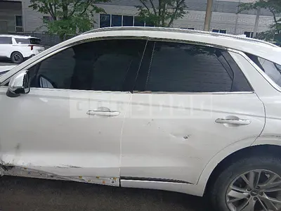 2021 GENESIS GV70