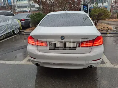 Photo 1 of 30: 2018 BMW 520i, VIN WBAJK7106JBH23847 — Korean insurance auction