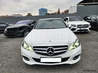 Photo 1 of 20: 2015 Mercedes-Benz E300 4Matic, VIN WDDHF8BB6FB141298 — Korean insurance auction