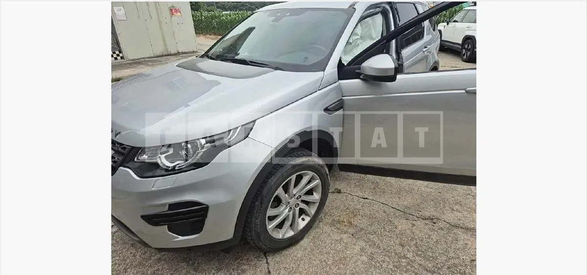 Photo 2 of 28: 2018 Land Rover Discovery Sport 2.0d — Korean insurance auction