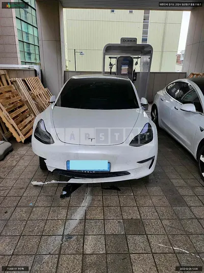 Photo 1 of 12: 2021 Tesla Model 3 Long Range, VIN 5YJ3E1EB0MF081037 — Korean insurance auction
