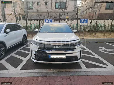 Photo 1 of 19: 2022 Kia Sorento /Sorrento, VIN KNARH81FHPA186480 — Korean insurance auction