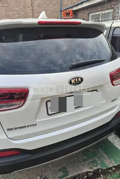 Photo 1 of 20: 2016 Kia Sorento — Korean insurance auction