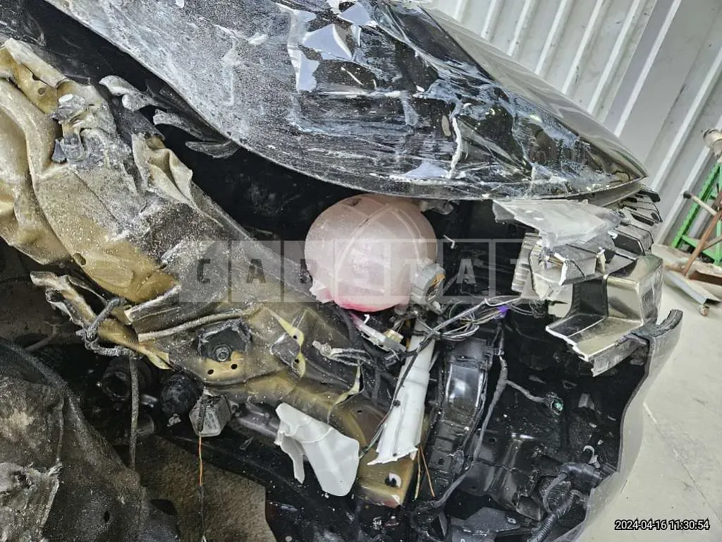 Photo 2 of 40: 2023 Kia Carnival — Korean insurance auction
