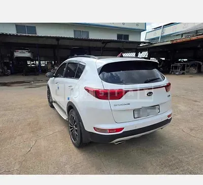 Photo 1 of 6: 2016 Kia Sportage — Korean insurance auction