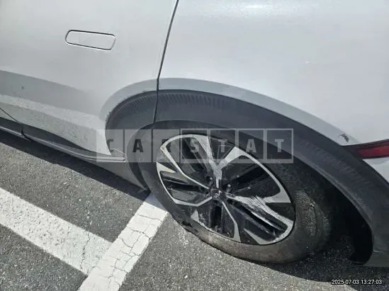 Photo 2 of 21: 2023 Kia EV6 — Korean insurance auction