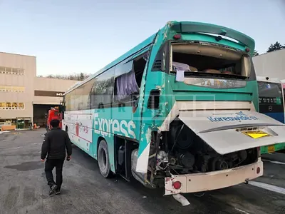 Photo 1 of 11: 2015 Bus Superstar BusFX212, VIN KL5UF65DDFU001047 — Korean insurance auction