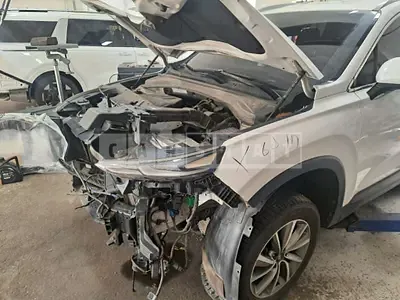 Photo 1 of 13: 2019 Hyundai Santa Fe — Korean insurance auction