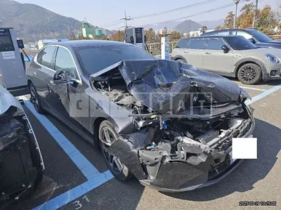 Photo 1 of 16: 2024 BMW 523d — Korean insurance auction