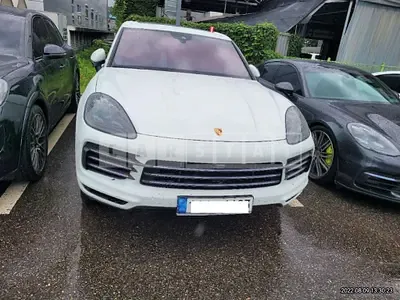Photo 1 of 38: 2021 Porsche Cayenne, VIN WP1AA29Y0MDA06805 — Korean insurance auction