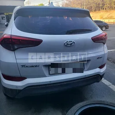 Photo 1 of 18: 2015 Hyundai Tucson TL 1.7, VIN KMHJ2815GGU018172 — Korean insurance auction