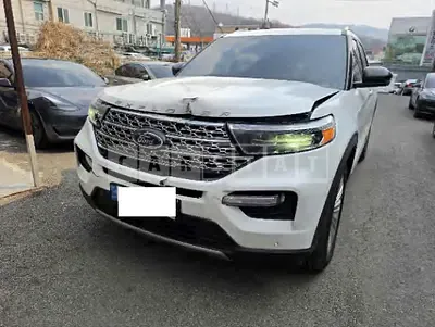 Photo 1 of 20: 2021 Ford Explorer 3.0 — Korean insurance auction