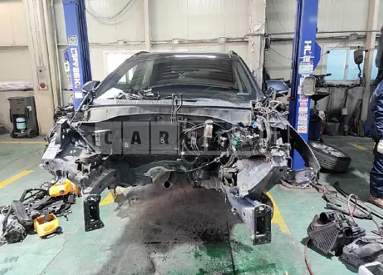 Photo 2 of 10: 2015 Hyundai Santa Fe, VIN KMHSW81UBFU481237 — Korean insurance auction