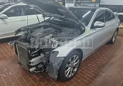 Photo 1 of 13: 2017 Mercedes-Benz E300, VIN WDDZF4JB8HA038178 — Korean insurance auction