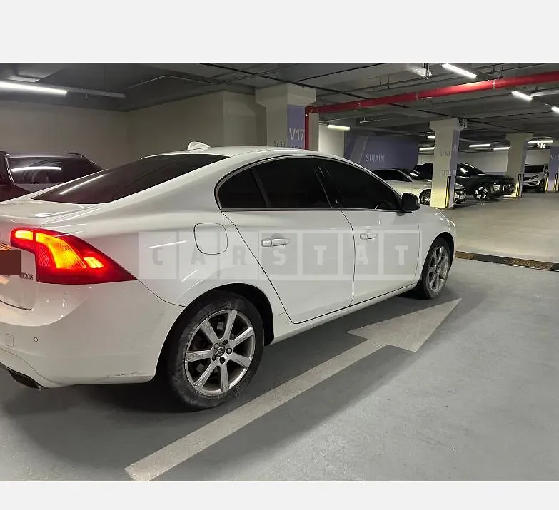 Photo 2 of 16: 2017 Volvo S60D3 — Korean insurance auction
