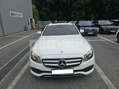 Photo 1 of 26: 2017 Mercedes-Benz E220d, VIN WDDZF0EBXHA174976 — Korean insurance auction