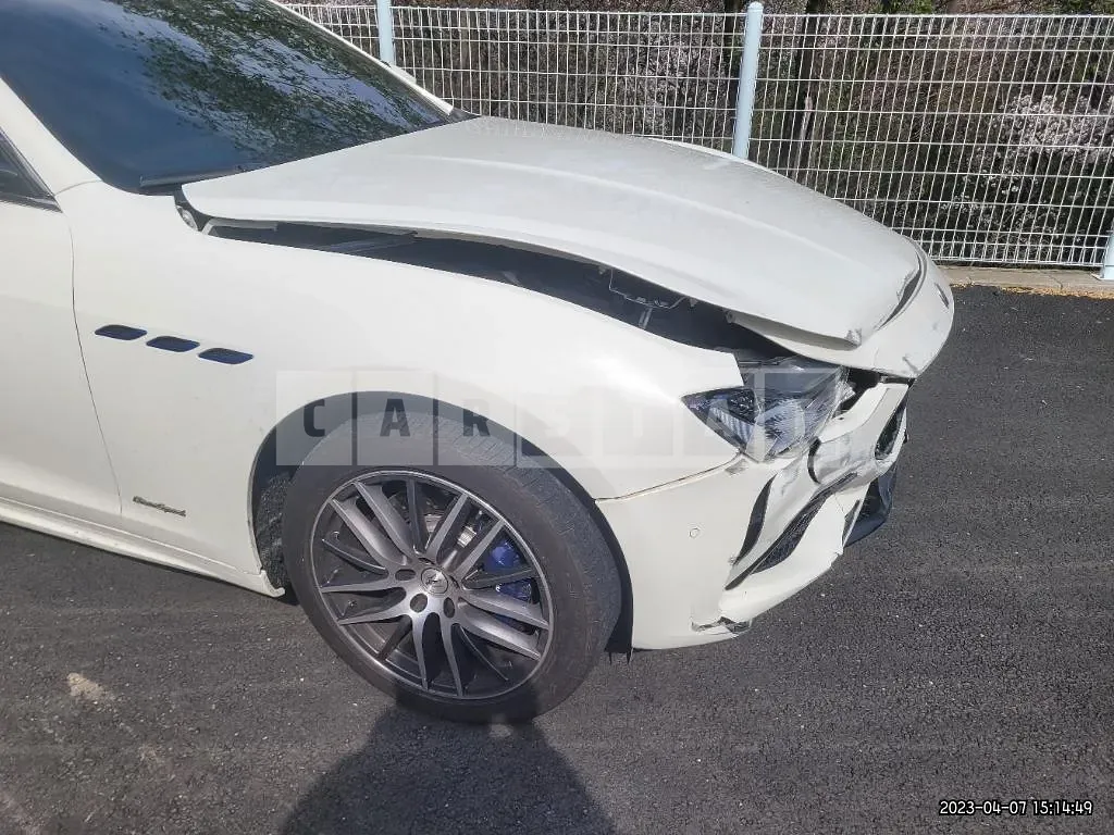 Photo 2 of 22: 2021 Maserati Ghibli Hybrid, VIN ZAM57ASG0M1376002 — Korean insurance auction