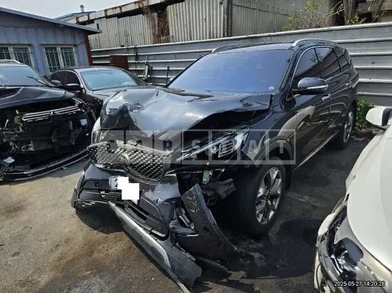 Photo 2 of 10: 2017 Kia Sorento — Korean insurance auction