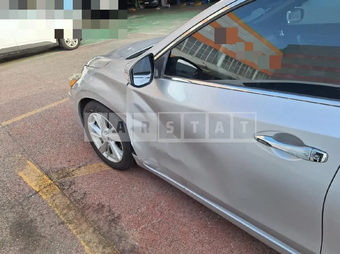 Photo 2 of 11: 2014 Nissan Altima 2.5 — Korean insurance auction