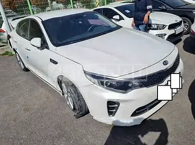 Photo 1 of 9: 2016 Kia K5, VIN KNAGX411BGA021202 — Korean insurance auction