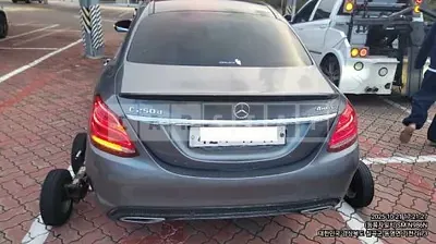 Photo 1 of 8: 2017 Mercedes-Benz C250d 4Matic, VIN WDDWF0KB8HR224458 — Korean insurance auction