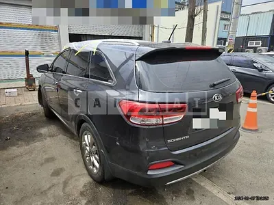 Photo 1 of 22: 2016 Kia Sorento 2.2, VIN KNAPK81BBGA247385 — Korean insurance auction