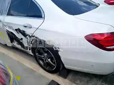 Photo 1 of 27: 2019 Mercedes-Benz E 300 — Korean insurance auction