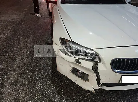 Photo 2 of 8: 2016 BMW 520d, VIN WBA5E510XGG067500 — Korean insurance auction
