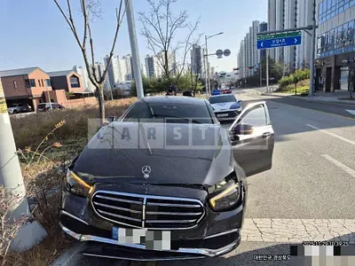 Photo 1 of 76: 2021 Mercedes-Benz E250 — Korean insurance auction