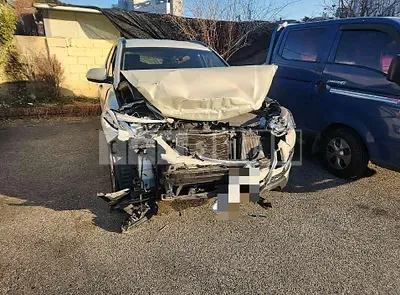 Photo 1 of 5: 2014 Hyundai Santa Fe DM — Korean insurance auction
