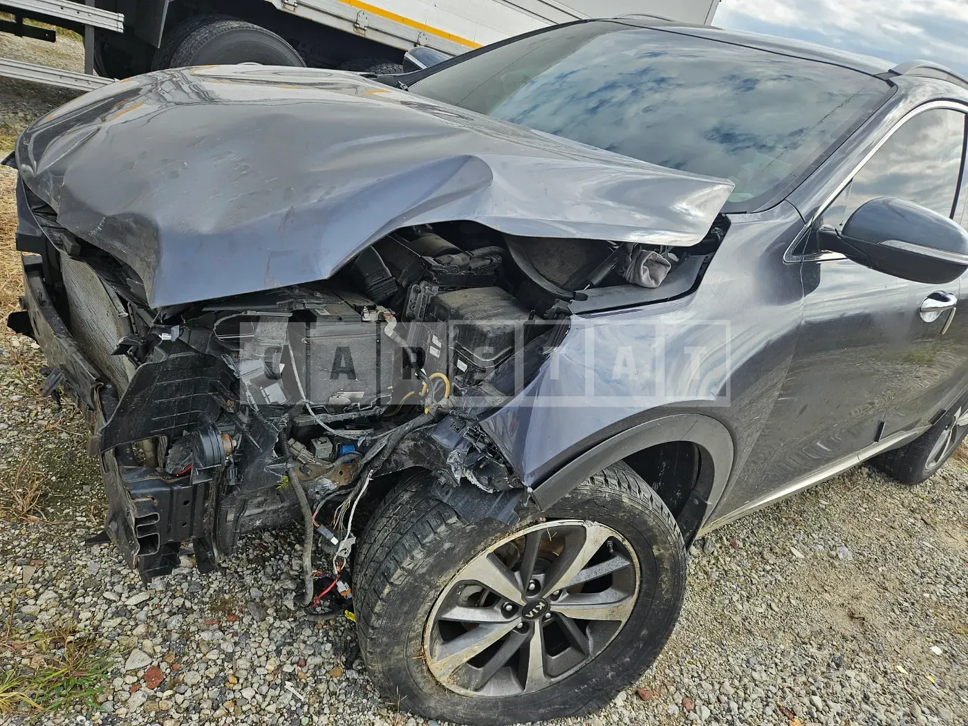 Photo 2 of 16: 2020 Kia Sorento, VIN KNAPG81ADLA628886 — Korean insurance auction