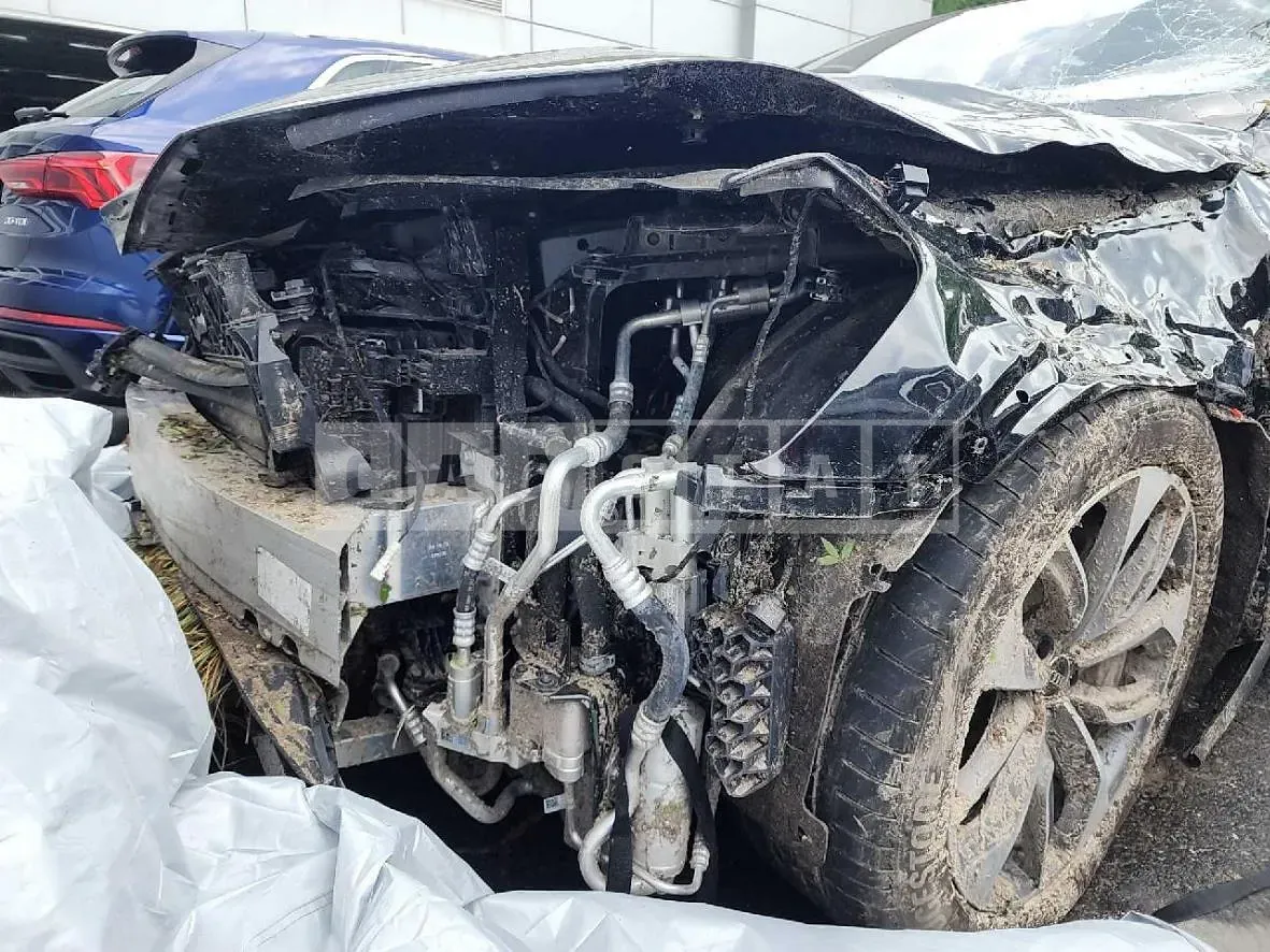 Photo 2 of 37: 2022 Audi e-tron 55 quattro, VIN WAUZZZGE1NB036954 — Korean insurance auction