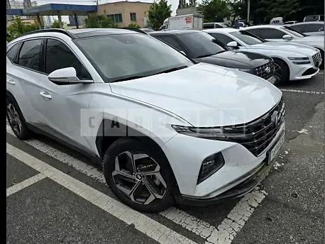 Photo 2 of 10: 2021 Hyundai Tucson — Korean insurance auction