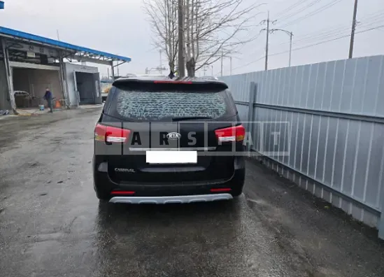 Photo 2 of 14: 2017 Kia Carnival — Korean insurance auction