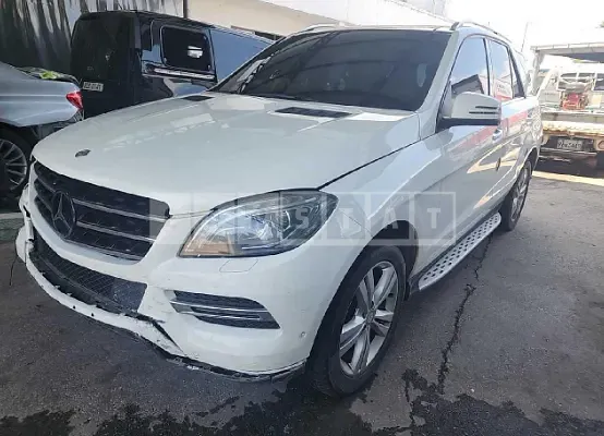 Photo 2 of 16: 2015 Mercedes-Benz ML350 BlueTec 4Matic, VIN WDCDA2EB2FA589103 — Korean insurance auction