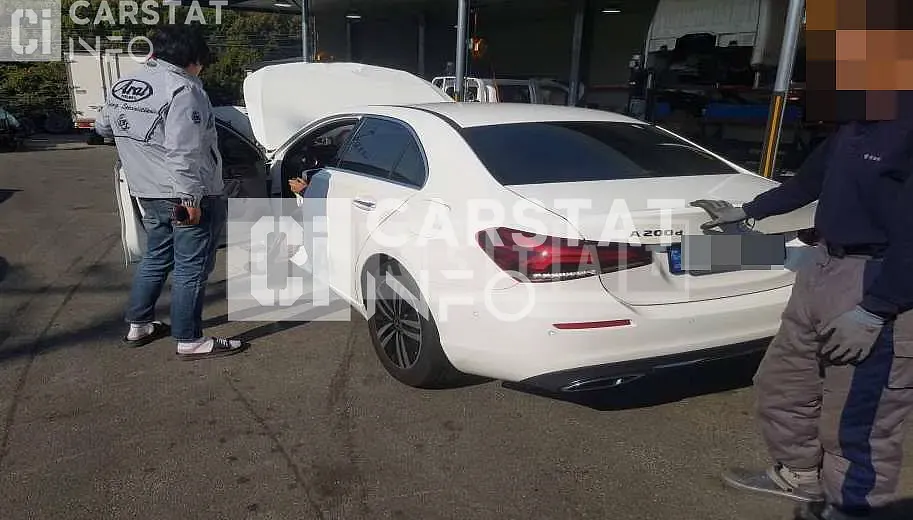 Photo 2 of 27: 2021 Mercedes-Benz A200 d Sedan, VIN W1K3G1CBXMJ296467 — Korean insurance auction