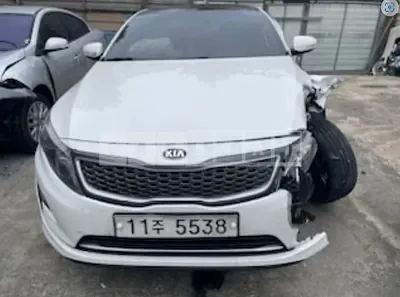 Photo 1 of 14: 2015 Kia K5, VIN KNAGN41CBFA089849 — Korean insurance auction
