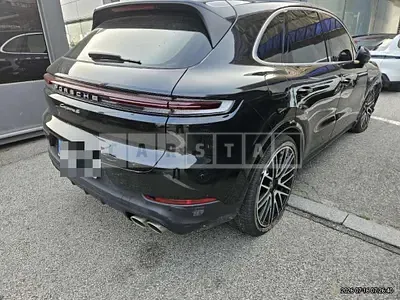 Photo 1 of 51: 2025 Porsche Cayenne S E-Hybrid — Korean insurance auction