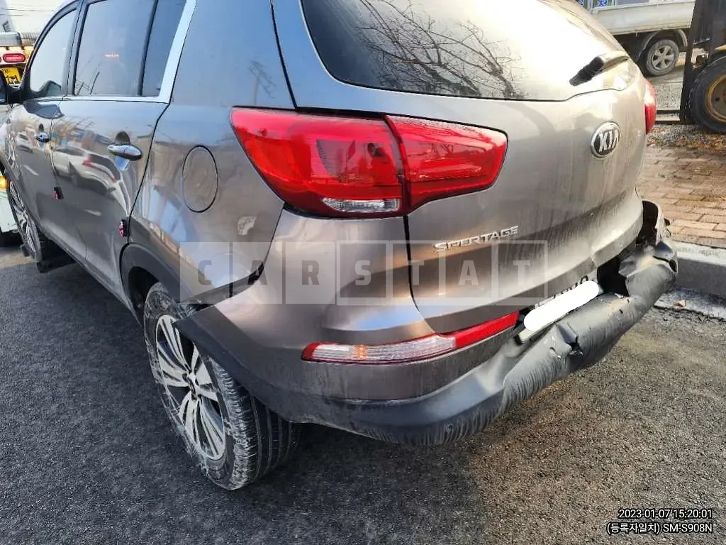 Photo 2 of 10: 2015 Kia Sportage, VIN KNAPC813BFK733107 — Korean insurance auction