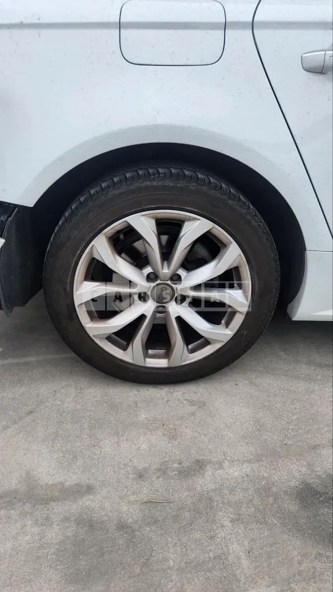 Photo 2 of 24: 2018 Audi A6 35 TDI, VIN WAUZZZ4G7JN055006 — Korean insurance auction