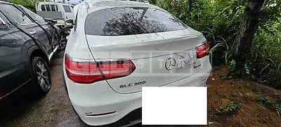 Photo 1 of 17: 2019 Mercedes-Benz GLC300 4Matic Coupe — Korean insurance auction