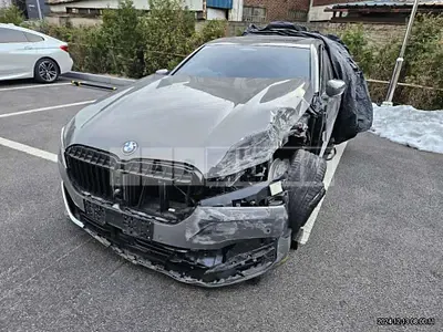 2022 BMW 745e iPerformance