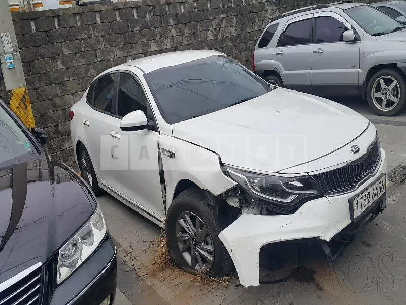Photo 2 of 15: 2020 Kia K5, VIN KNAGS416BLA392216 — Korean insurance auction