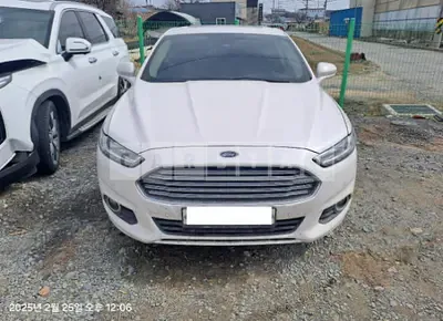 Photo 1 of 8: 2015 Ford Mondeo 2.0 — Korean insurance auction