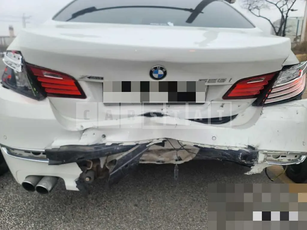 Photo 2 of 18: 2014 BMW 528i xDrive — Korean insurance auction