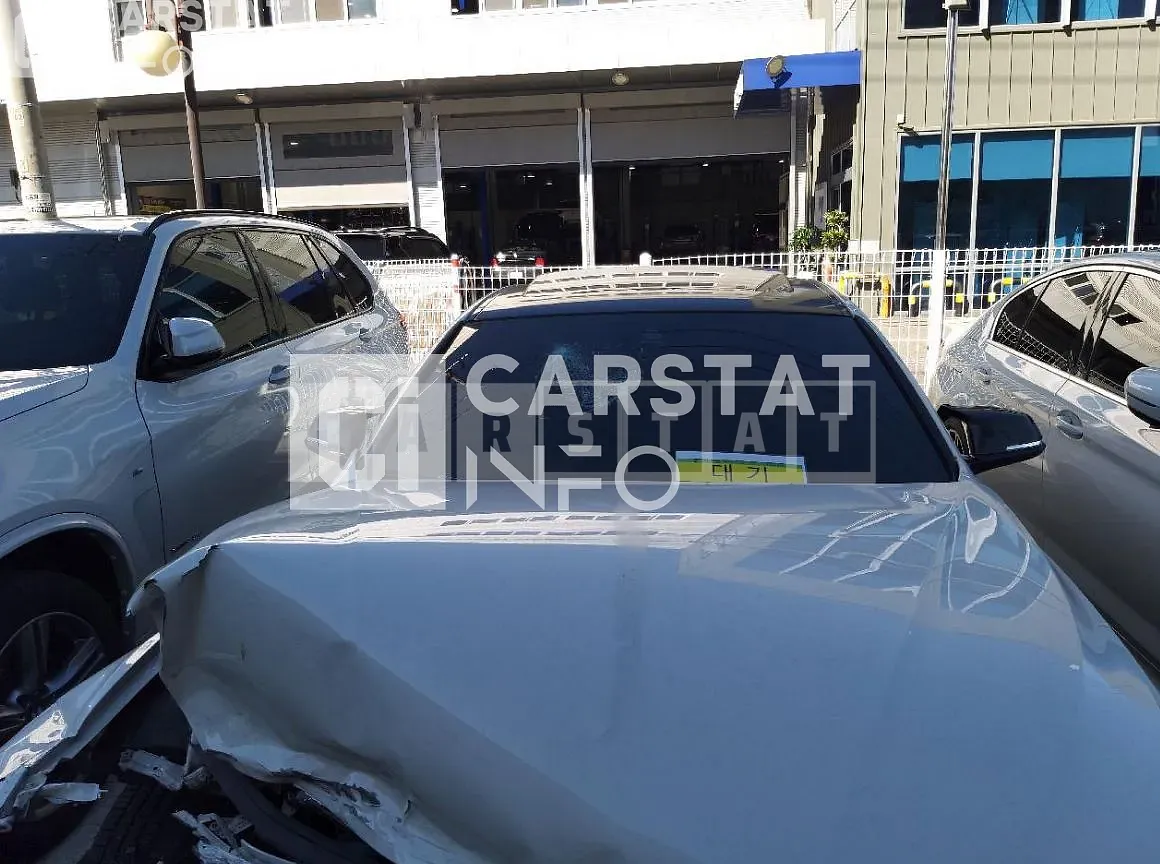 Photo 2 of 21: 2017 BMW 320i, VIN WBA8A9105HK883710 — Korean insurance auction