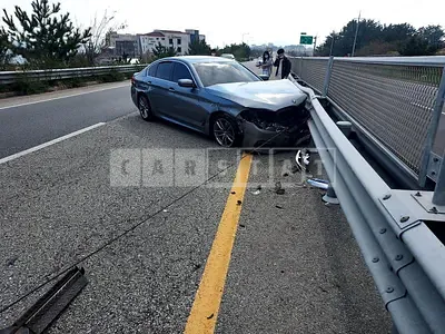 Photo 1 of 8: 2018 BMW 520d, VIN WBAJC3101JWB79997 — Korean insurance auction